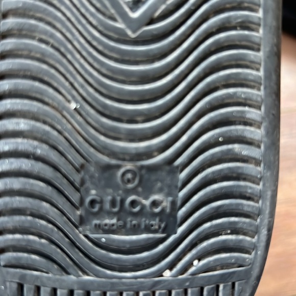 Black Gucci Ace Interlocking GG sneakers. Used and in good condition. - Picture 8 of 8